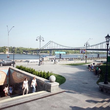 Podil Apart Near Poschtova Square History Center Kiew Exterior foto